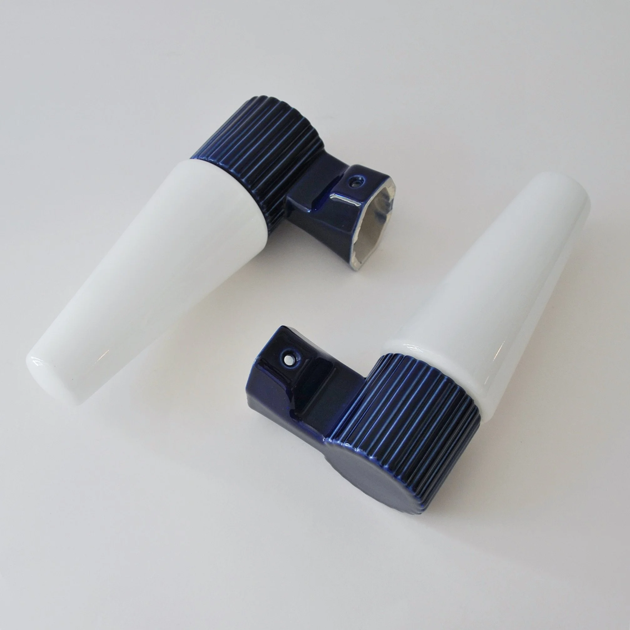 801 IFO SWEDISH 1950S BATHROOM LAMPS 1950S4.JPG