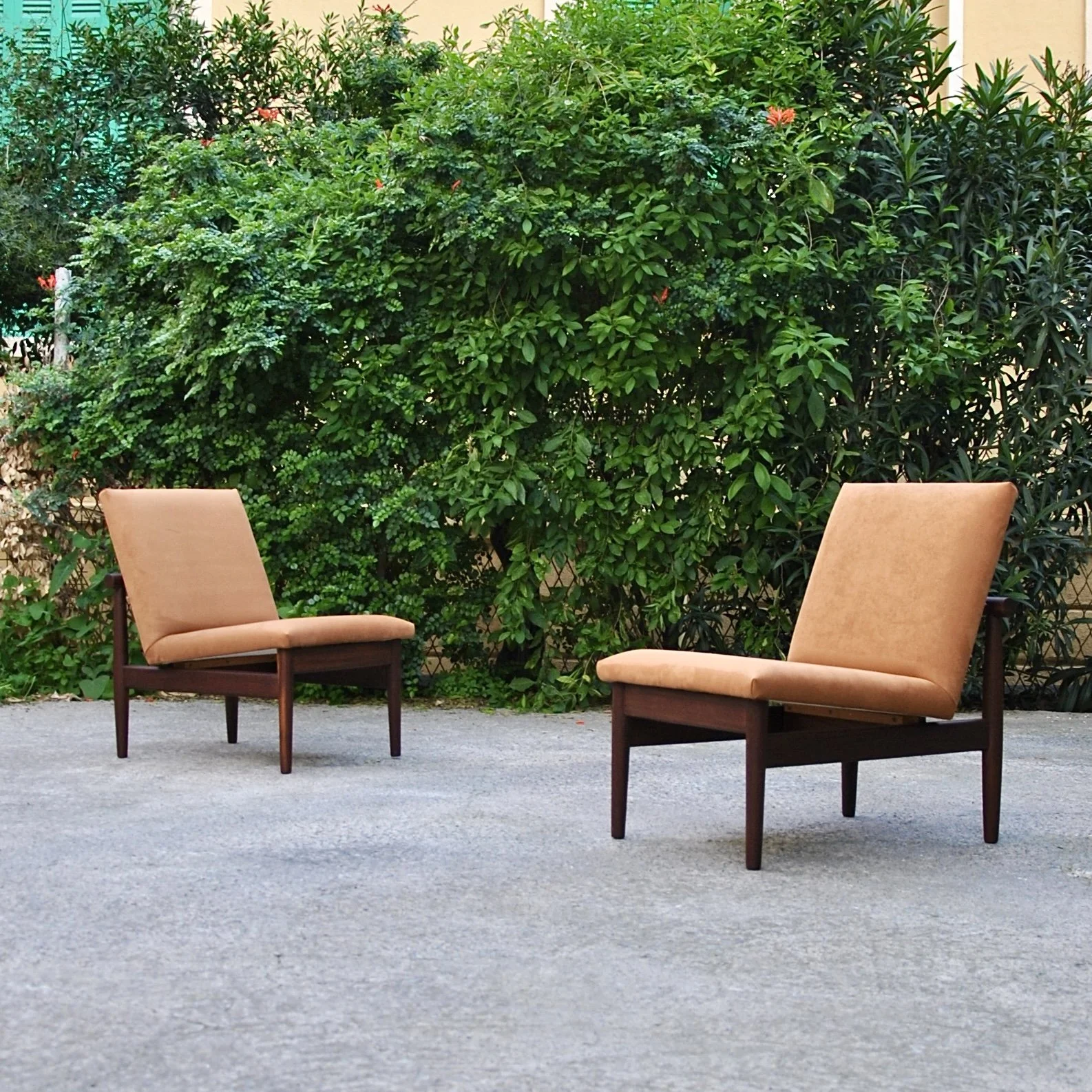 812 JAPAN STYLE ARMCHAIRS3.jpg
