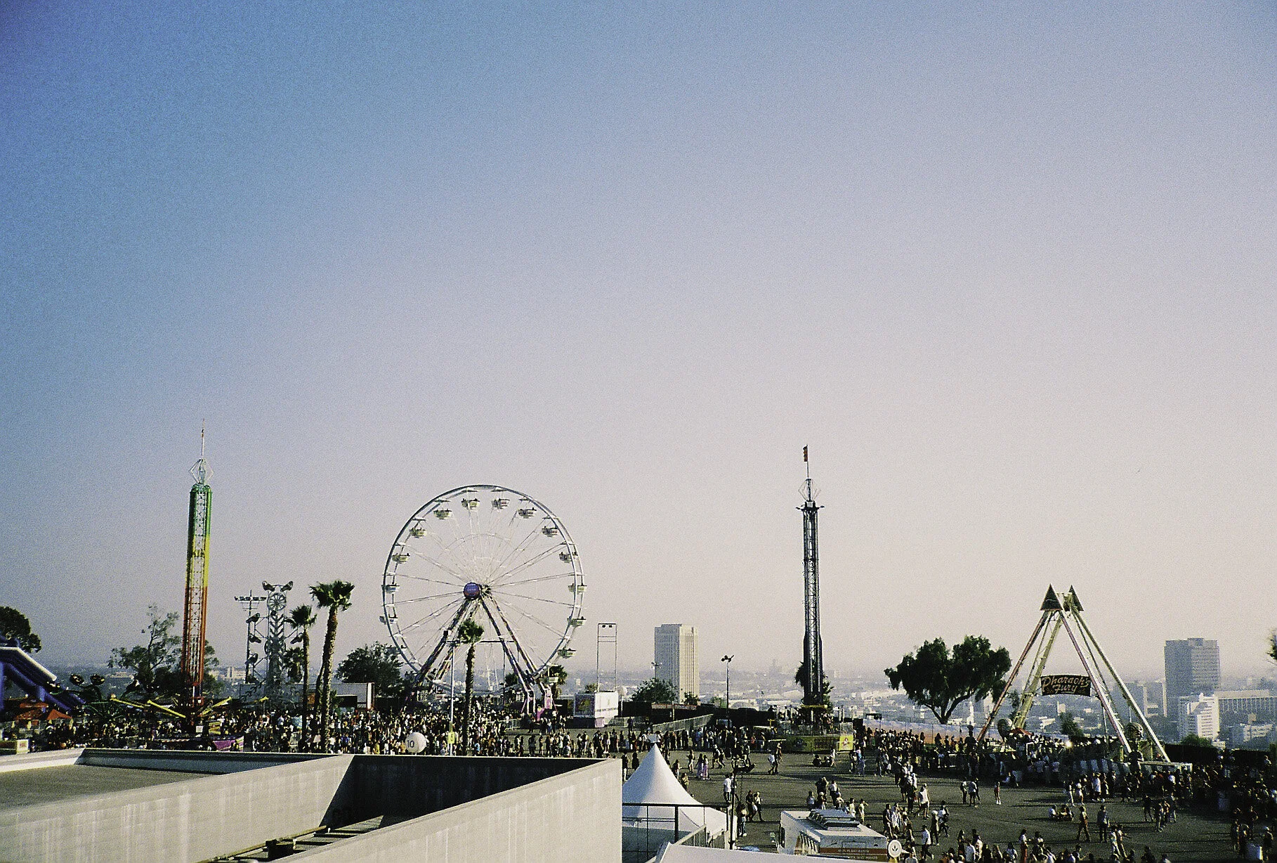 R1-01305-00141.jpg