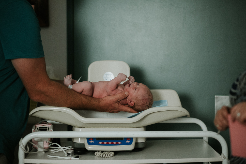 Hospital-Water-Birth-in-Wollongong-NSW-30.jpg