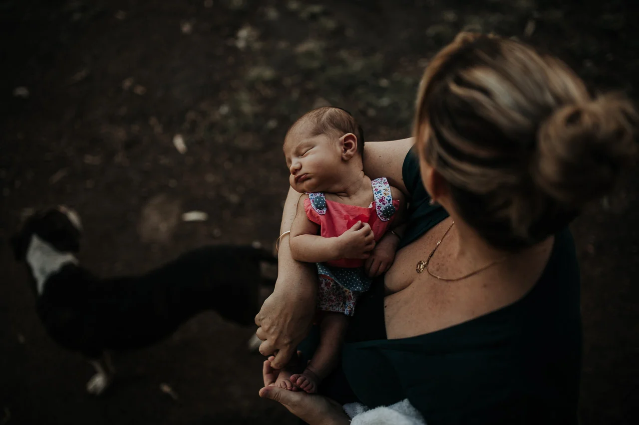 LDP_3396_Newborn+Baby+born+in+home+lifestyle+photos+pictures.jpg