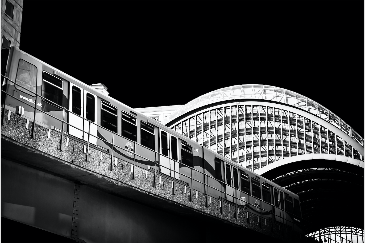 rachaelcoxartist.com (1).png