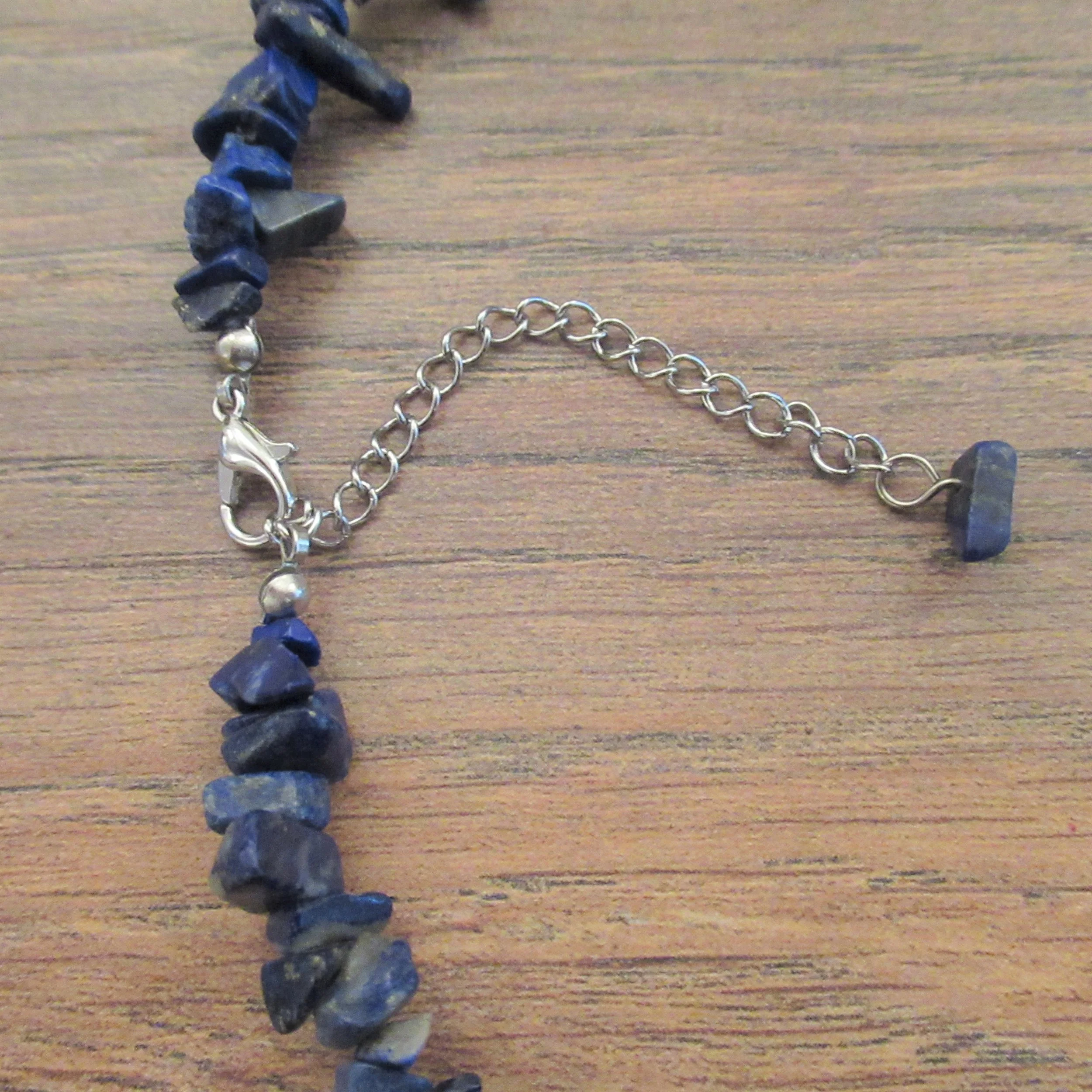 lapis lazuli chipstone gemstone necklace
