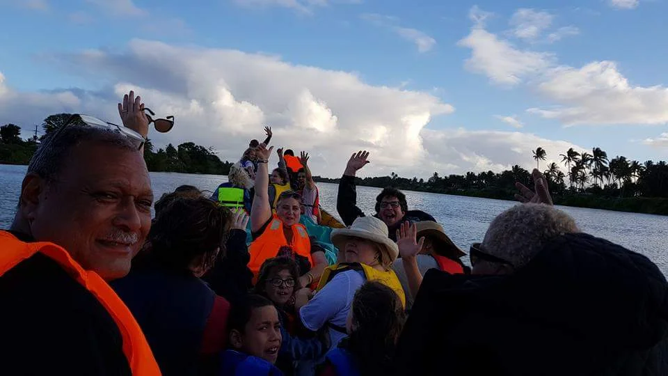 Taxi! River travel in Fiji, 2017