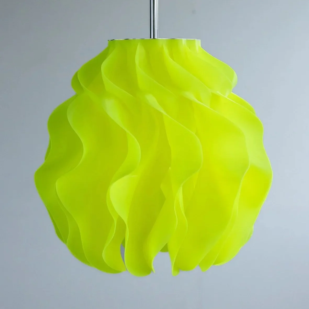 Soft Structure Pendant — Lemon