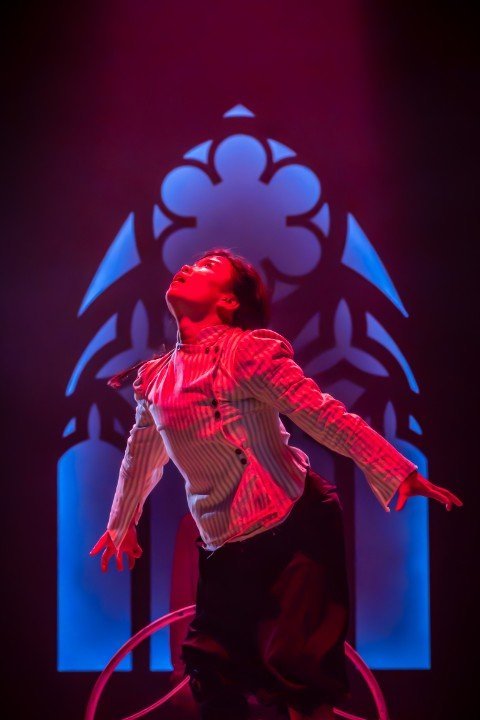 Dracula_Mei-Mac_Photography-Credit-Marc-Brenner_31.jpg