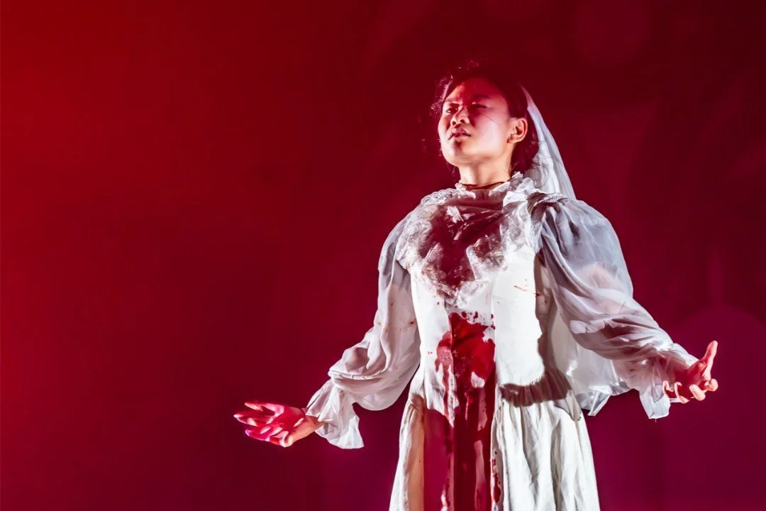 Dracula_Mei-Mac_Photography-Credit-Marc-Brenner_1.jpg