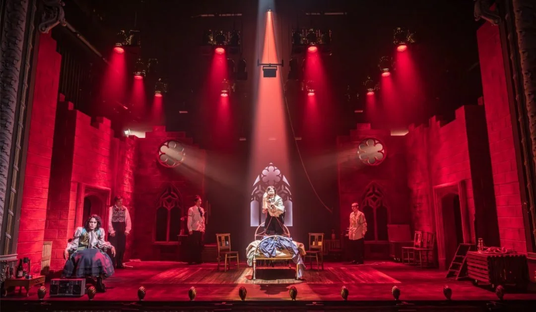 Dracula_Umi-Myers-Jack-Myers-Phoebe-Naughton-Mei-Mac-B-Terry_Photo-credit-Marc-Brenner_1.jpg