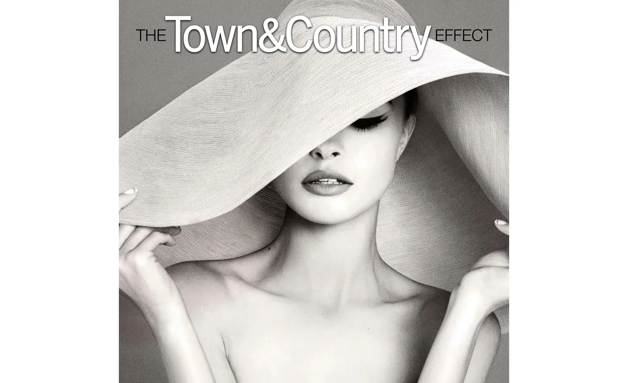 Fashion-Brochure-cover.jpg