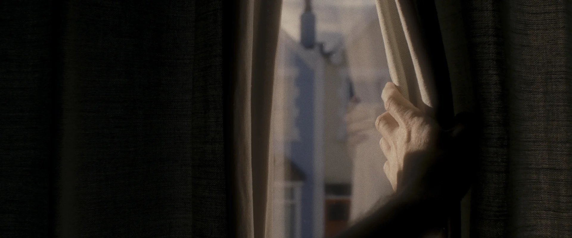 life-stories-still-frames_13.jpg