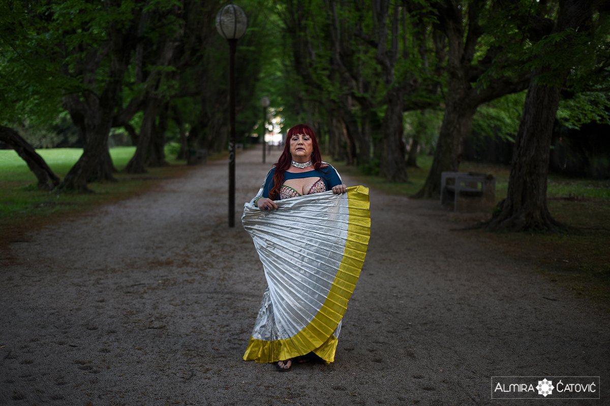 I decided to do a story about Silva because so many people are dealing with cancer and because the disease drags people into isolation, though Silva's experience I wanted to put her story out and spread not only hope but above all optimism. Silva was 41 years old when she went through an extremely difficult experience that changed her life and today she is aware that this change was for better.