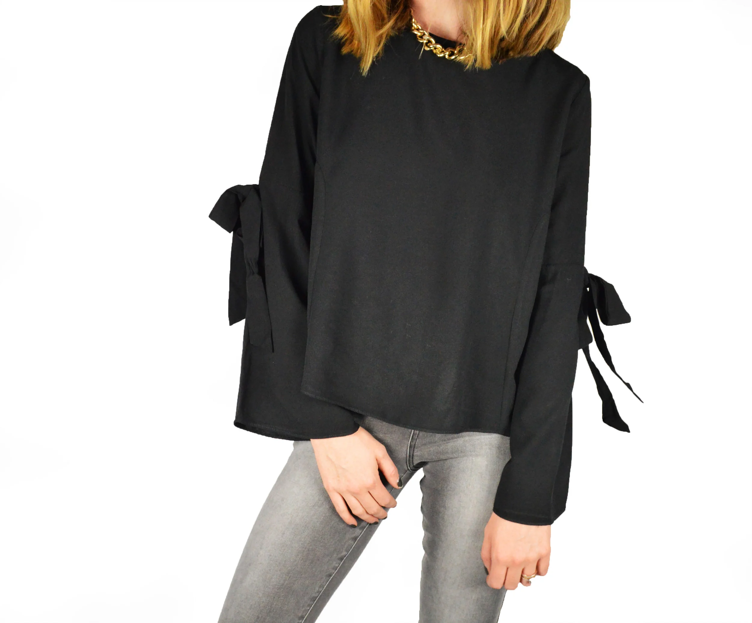 BLACK TIED RIBBON SLEEVE TOP