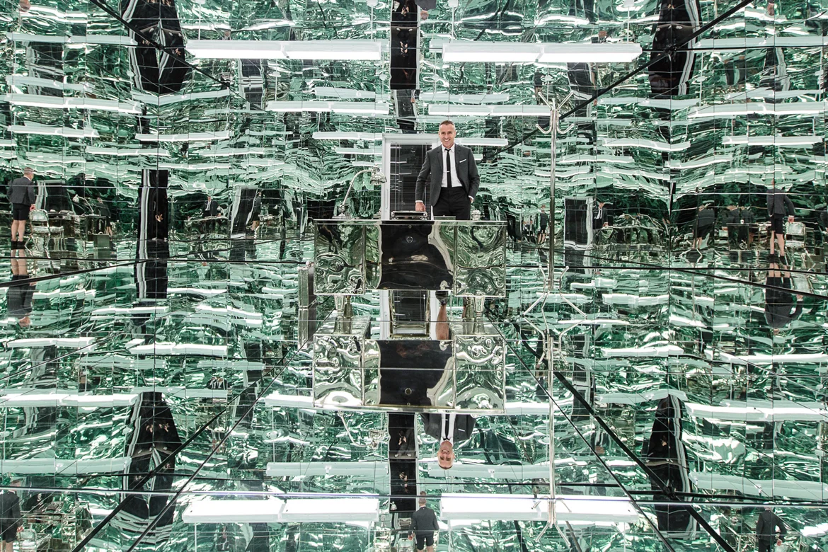 thom-browne-set-2015.jpg