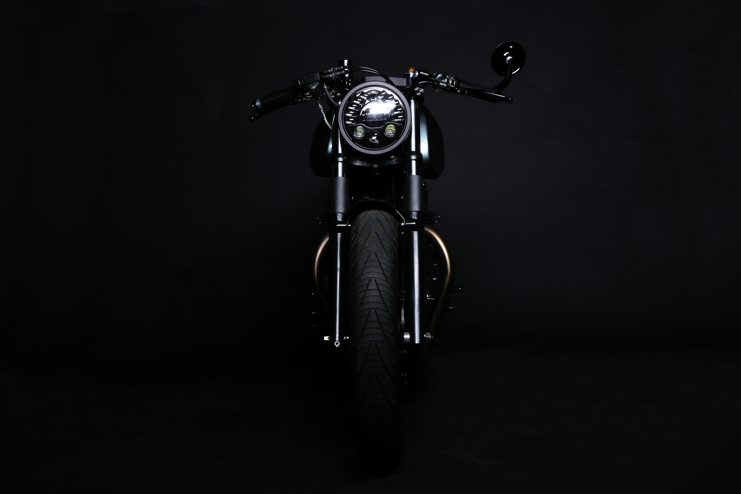Todd-Verlander-Nova-Thruxton-04.png
