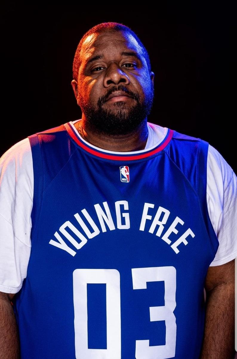 DJ YOUNG FREE