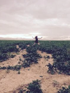 Are Toxins Causing Endometriosis? What You Can Do.