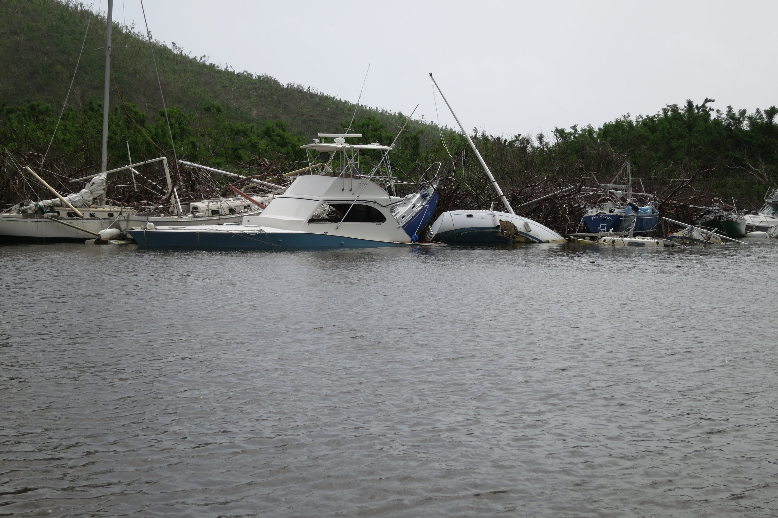 St John Coral bay boats 7.JPG