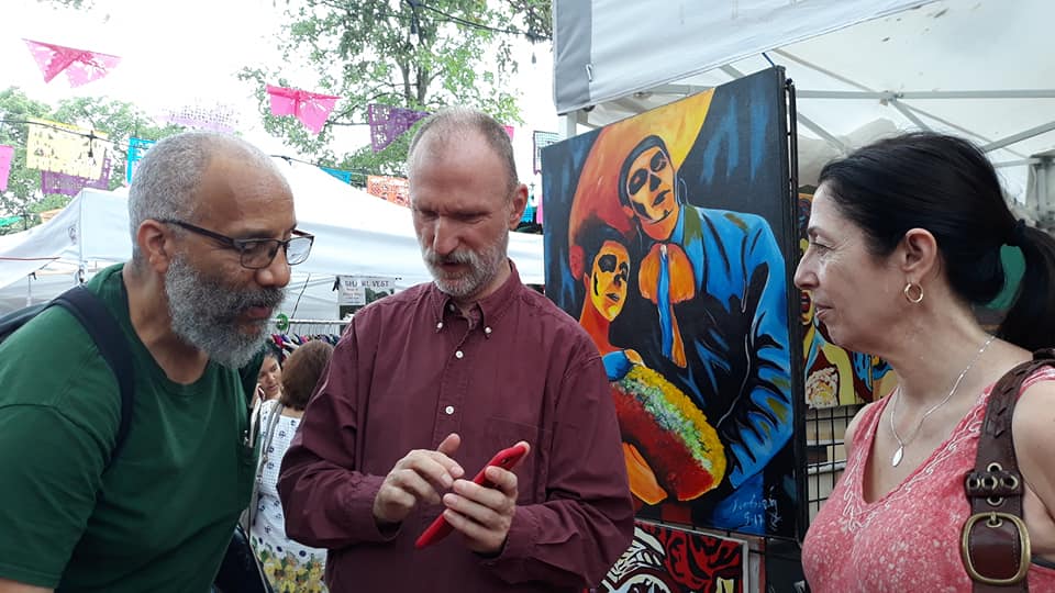                      2019 Conference participants interact with local San Antonio painter. 