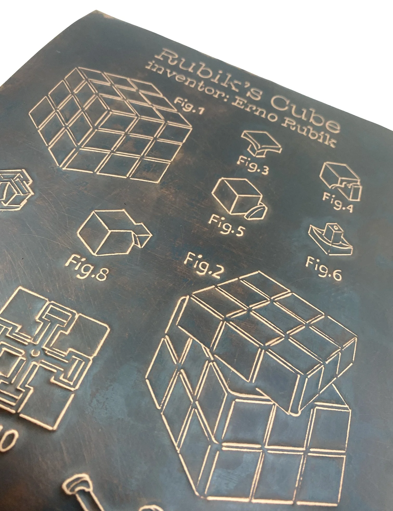 Rubiks Cube_patent_8x10_ang1_C_LR.jpg