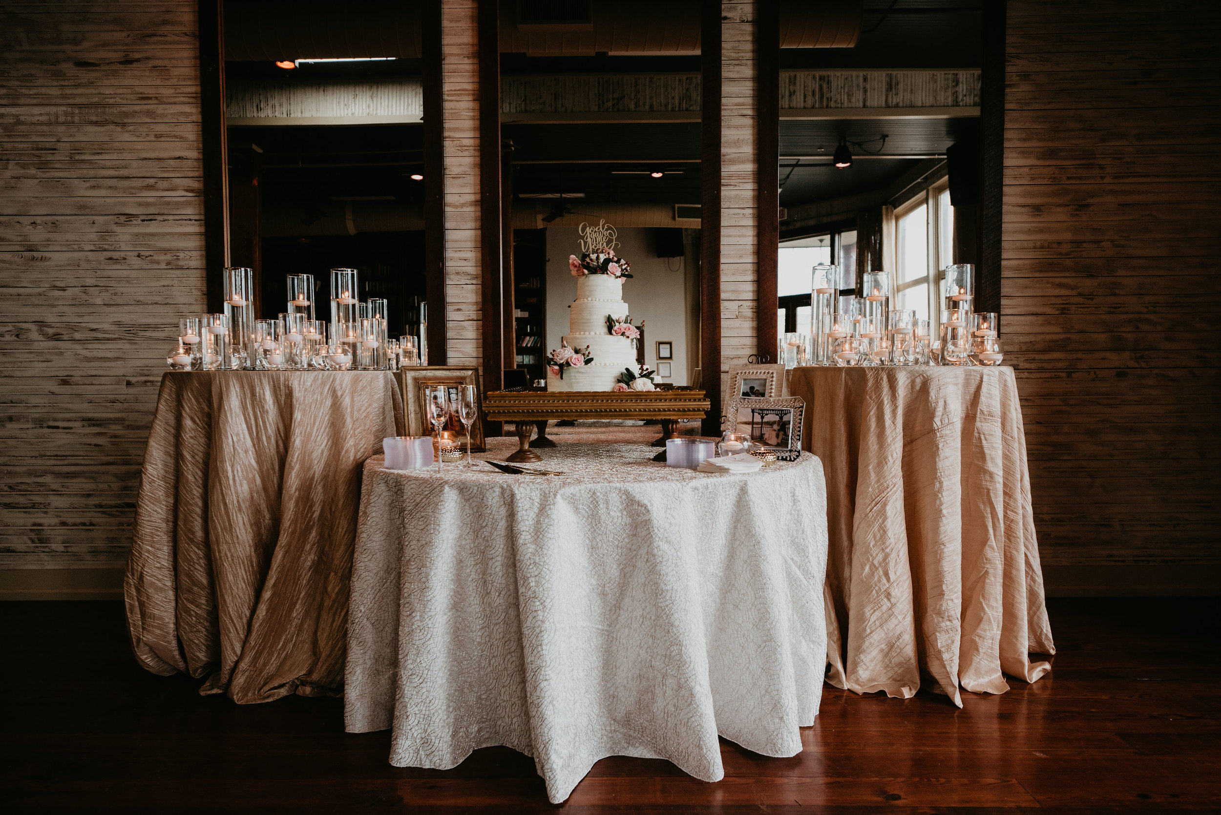 LunaRaePhotography_Hodge_Reception-41.jpg