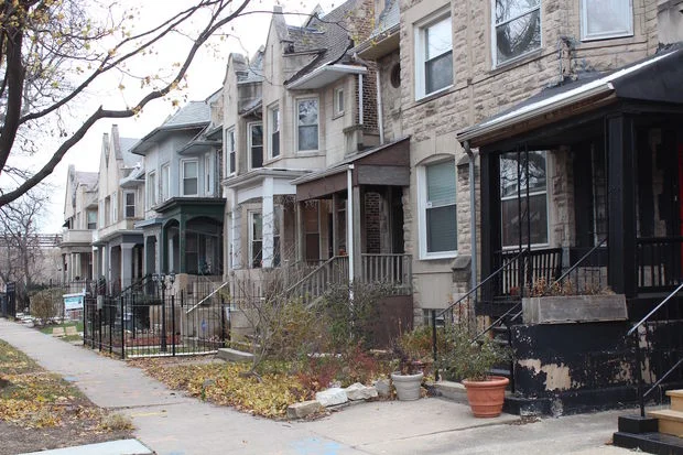 Young Black Families Move Back To Woodlawn, Reversing Exodus