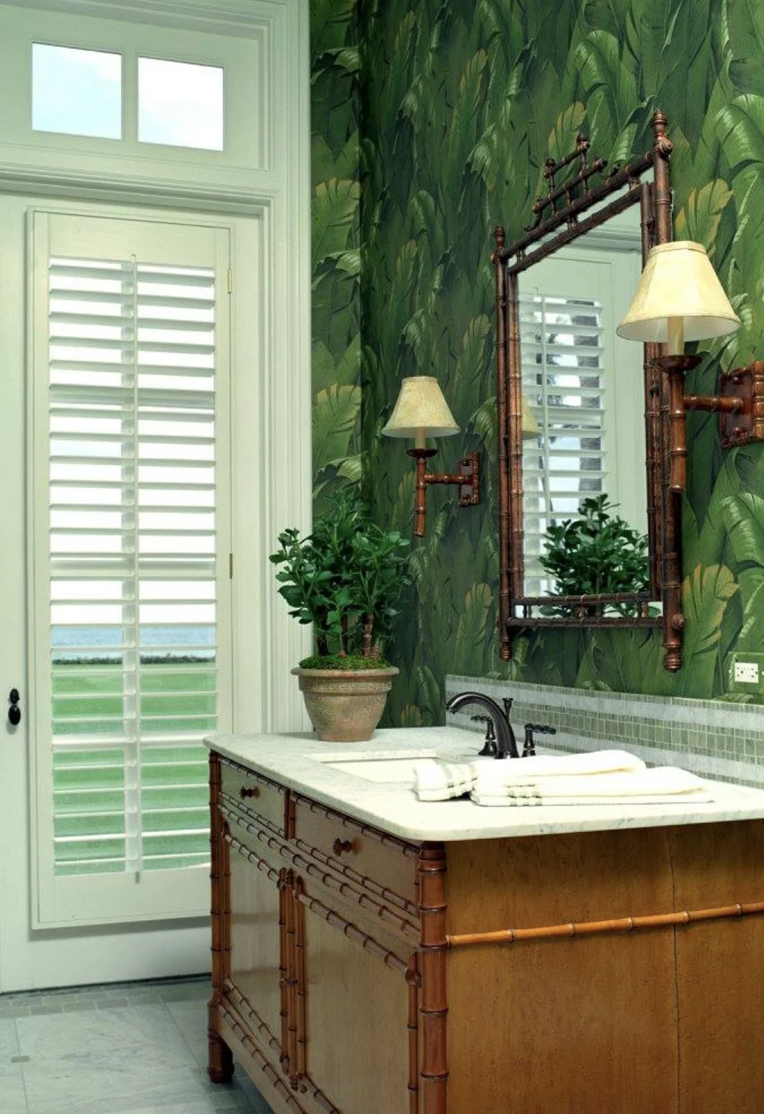 interior bathroom.jpg