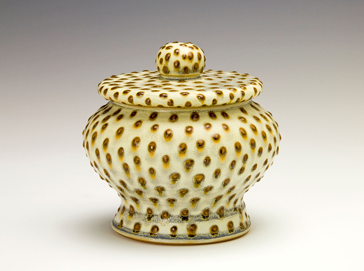 Sugar-Jar-with-red-brown-dot-pattern-contemporary-clay-Samantha-Henneke.jpg
