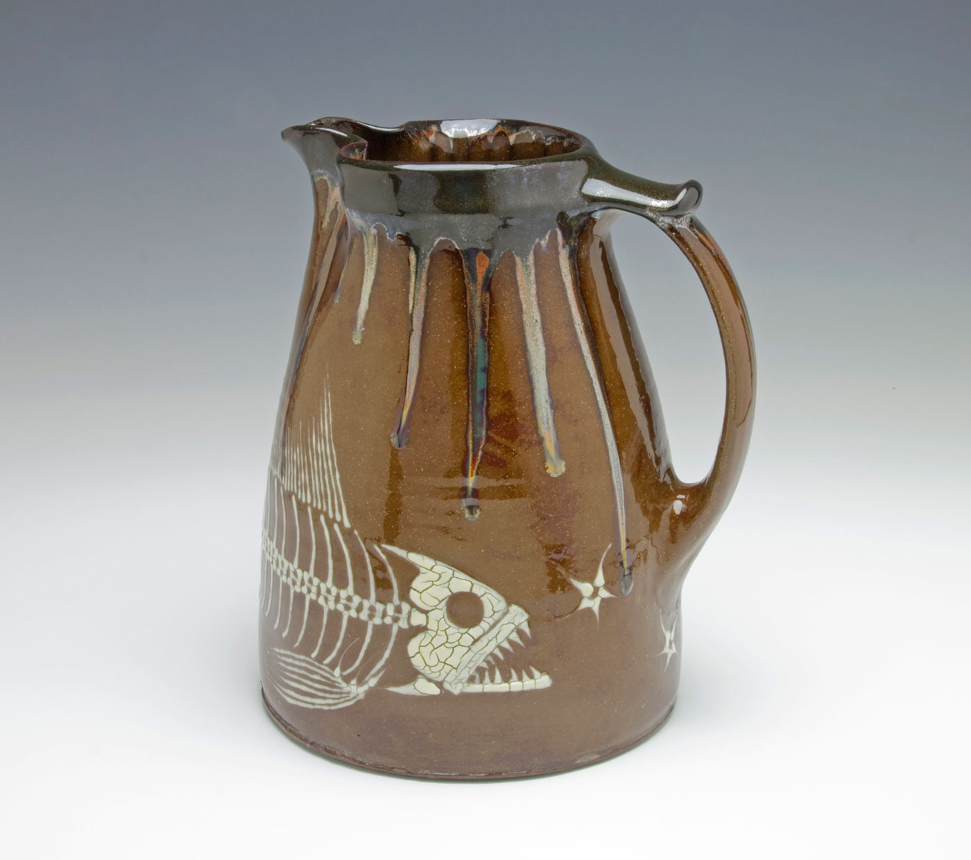 Fossil-Fish-Pitcher-Bruce-Gholson-Bulldog-Pottery.jpg