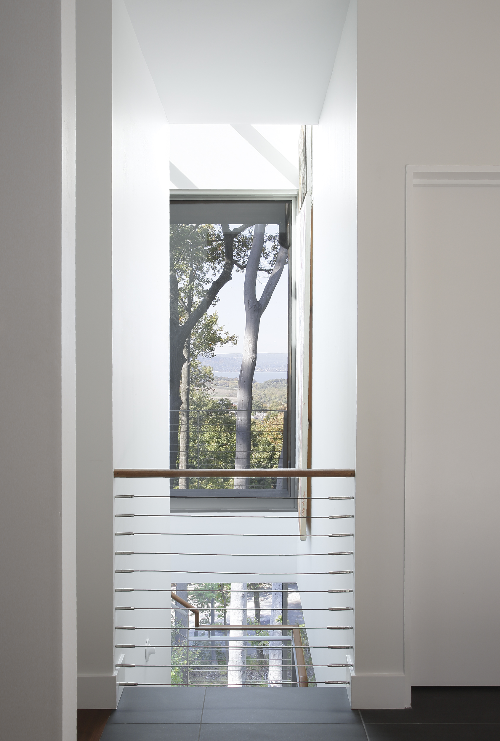 25_618_Ossining_balcony stair.jpg