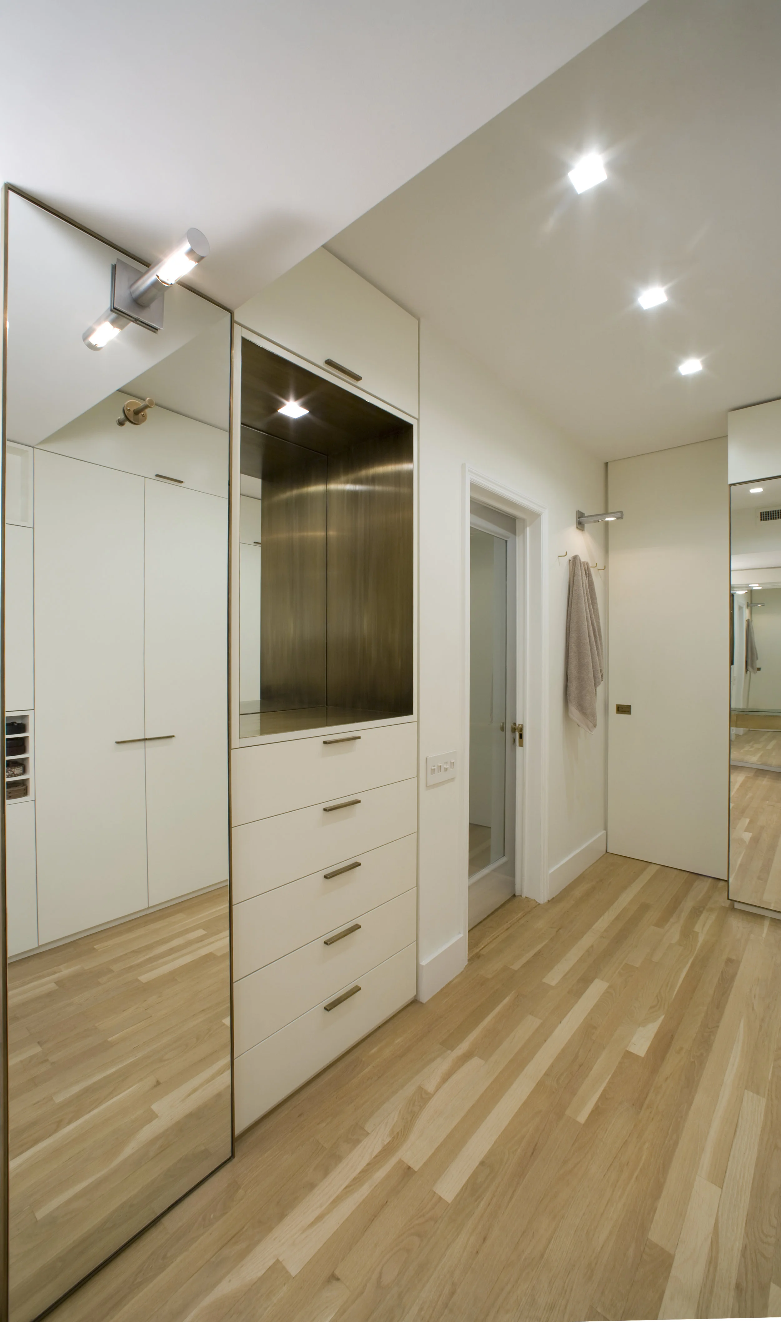 Mirror Room Final.jpg