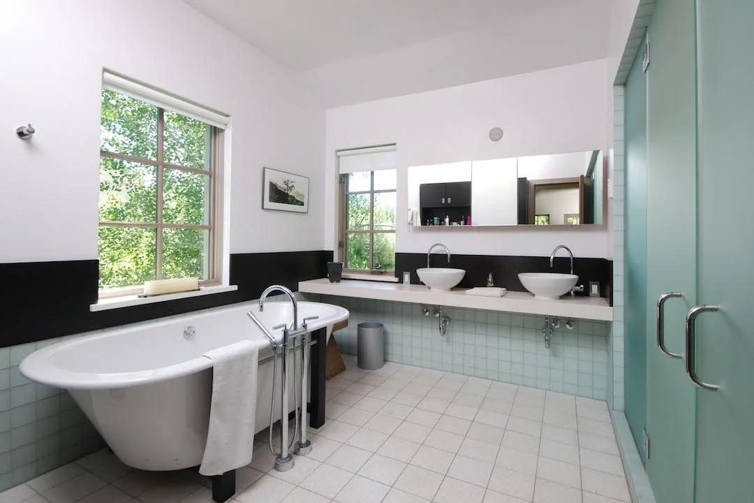 Idaho Ski Lodge  Master Bath.jpg
