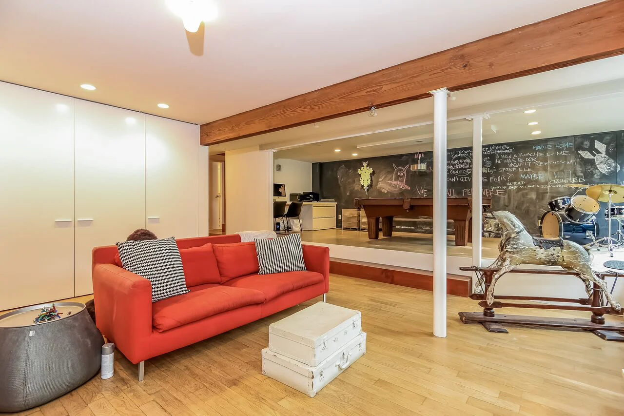 Hastings Residence DSLR.jpg