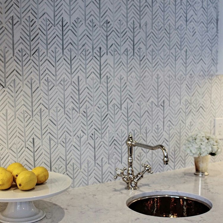 EP i_jazz_glass_leaf_be_bop_white_kitchen.jpg