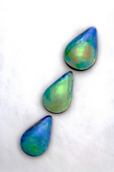 Eyris Blue Pearl Teardrop