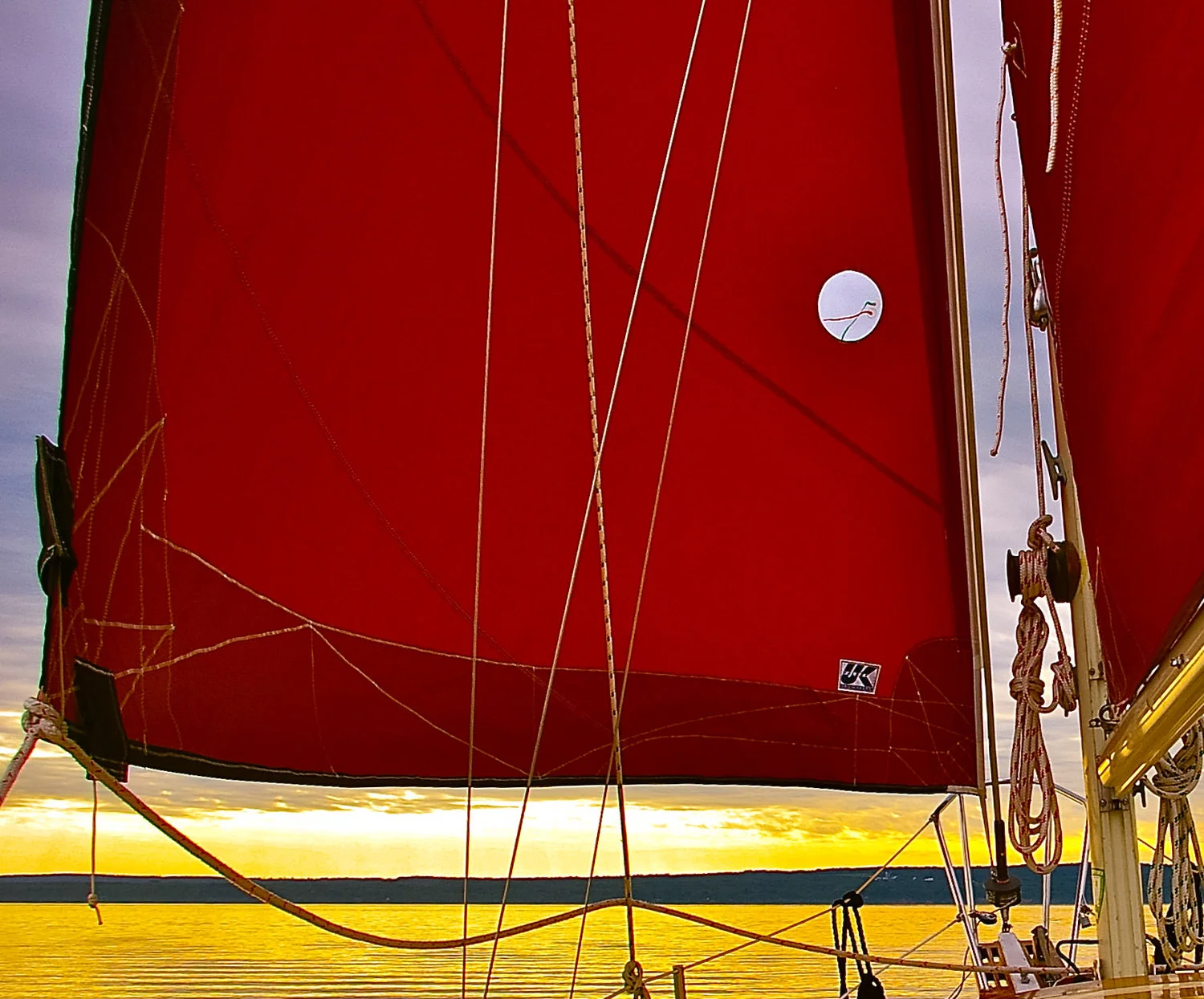 UK+Sailmakers+Superior+SunSet+Telltales+Cruising+Genoa.jpg