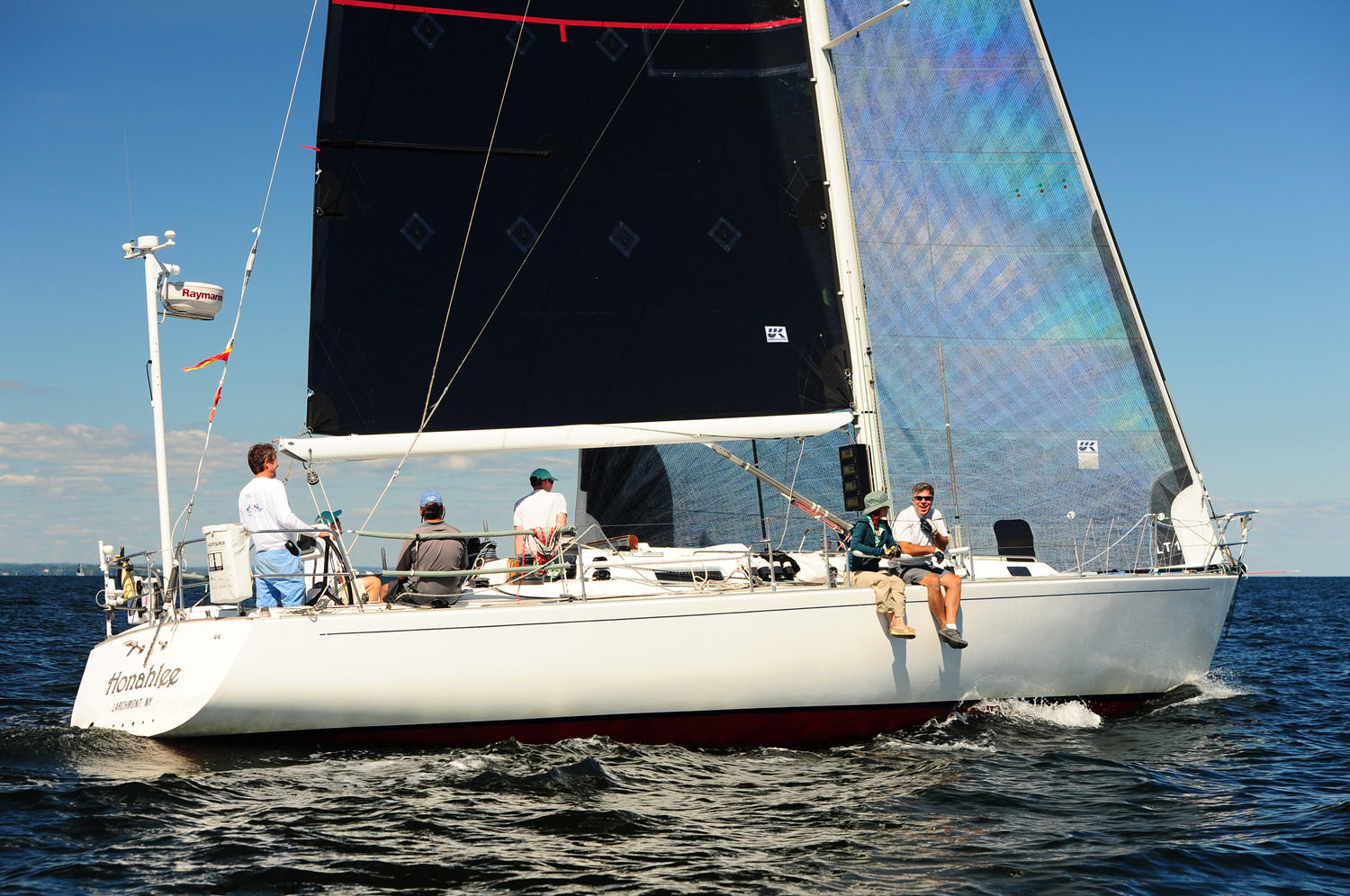 The J/44 HONAHLEE with a clear Titanium overlapping genoa and a Uni-Titanium main.