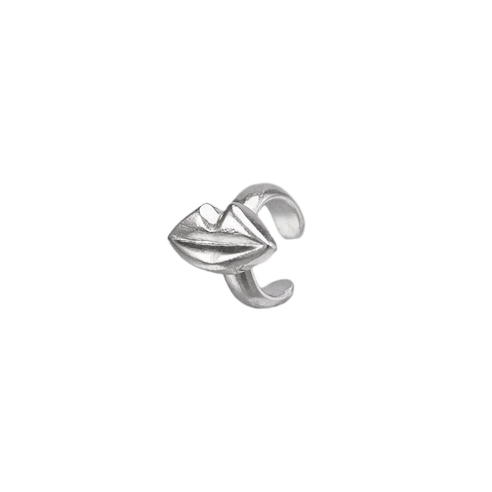 Ear Cuff Single Kiss