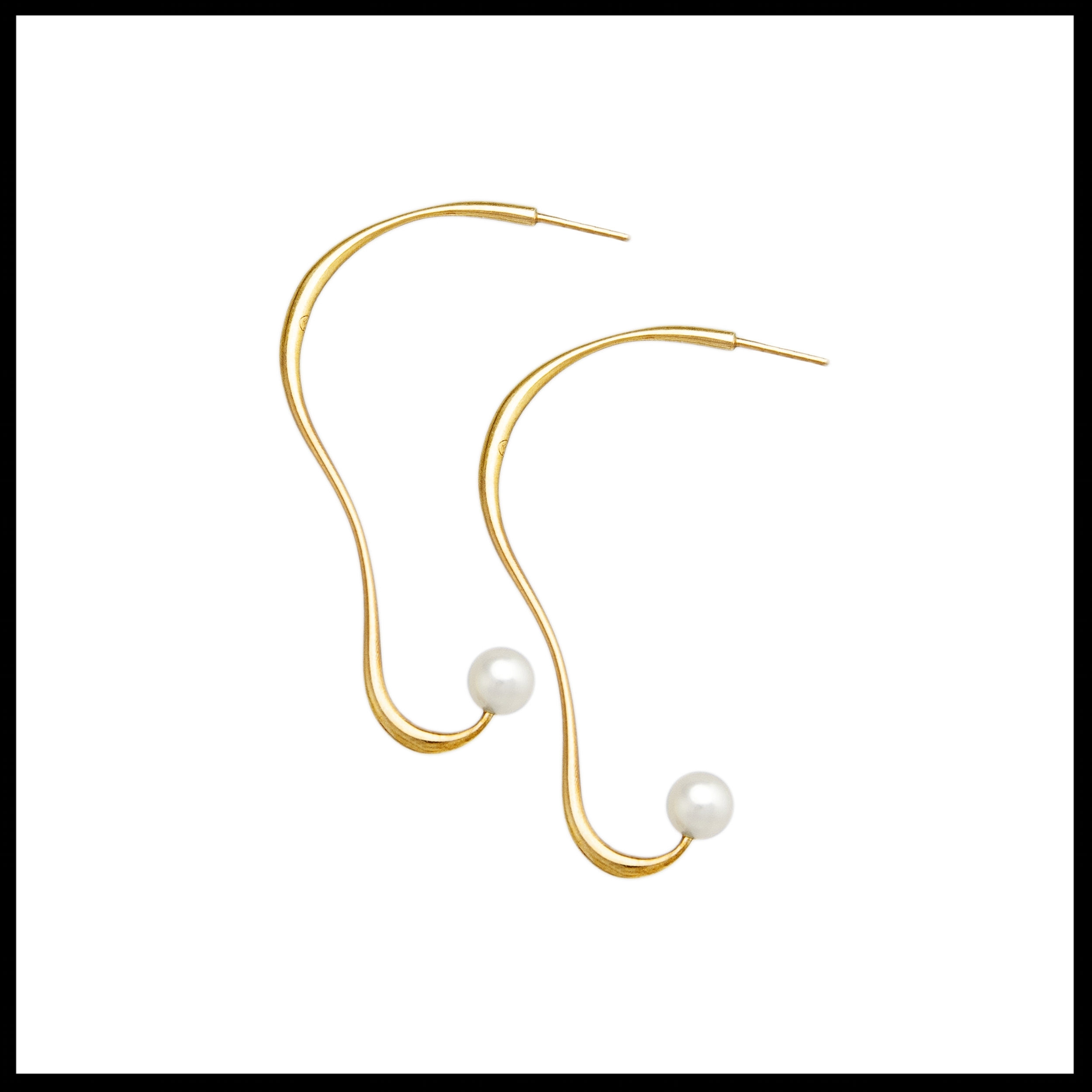 Gold Earrings Sound with Pearls