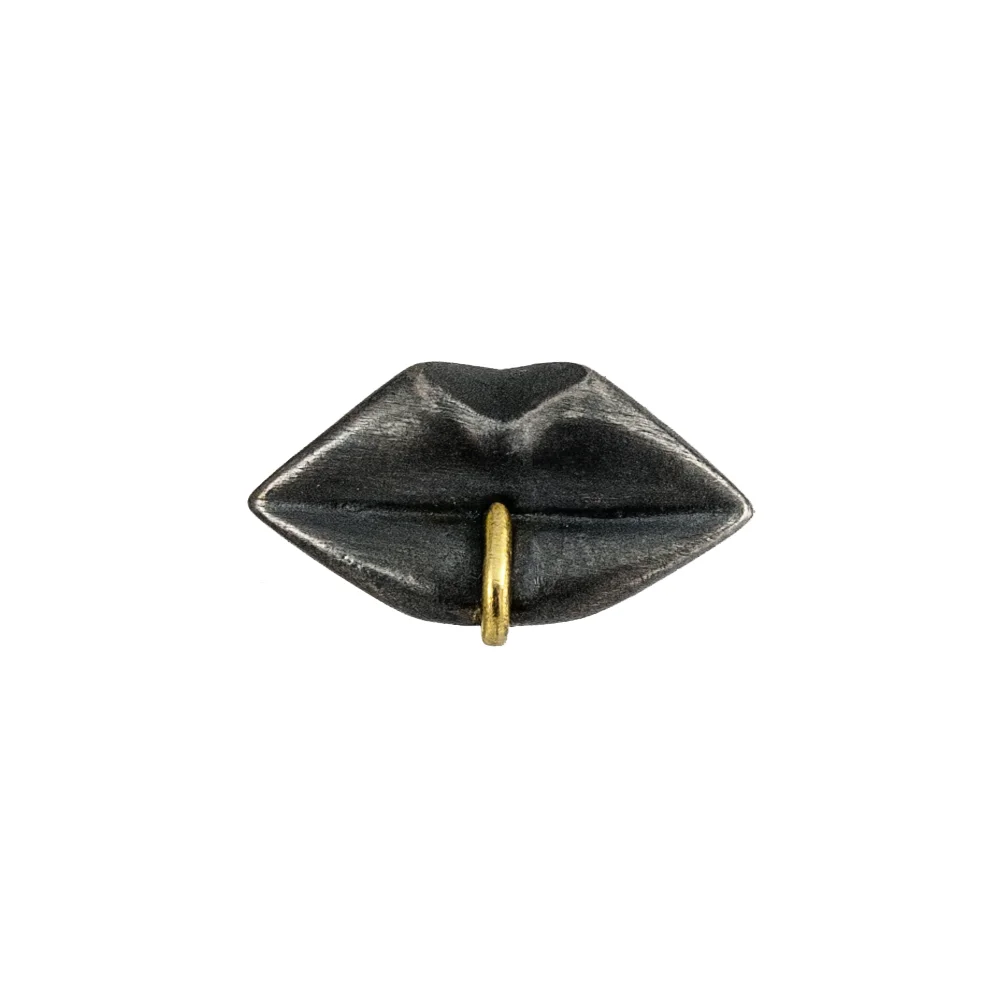 Earring Sweet Kiss With Gold Piercing