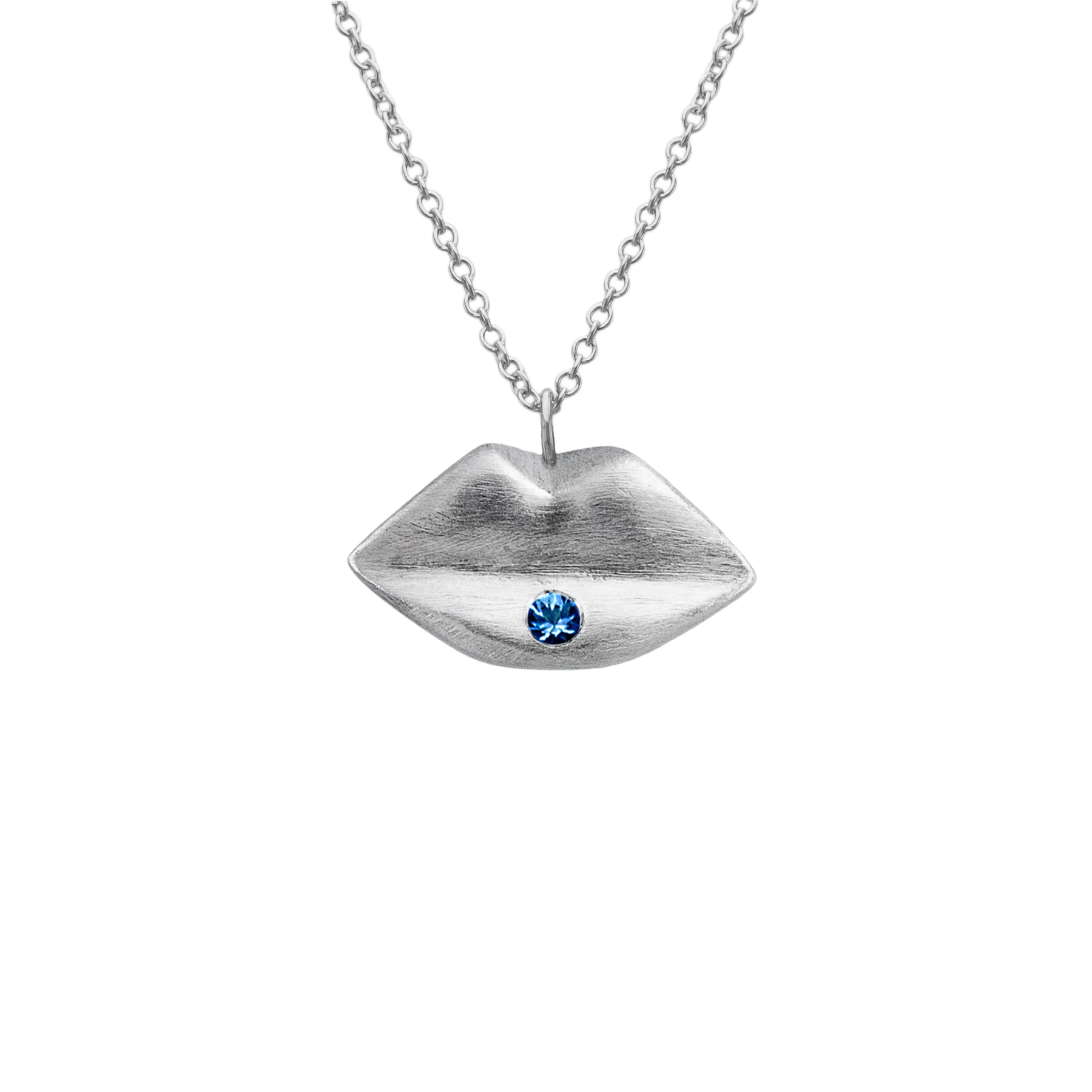 Necklace Sweet Kiss With Sapphire Piercing