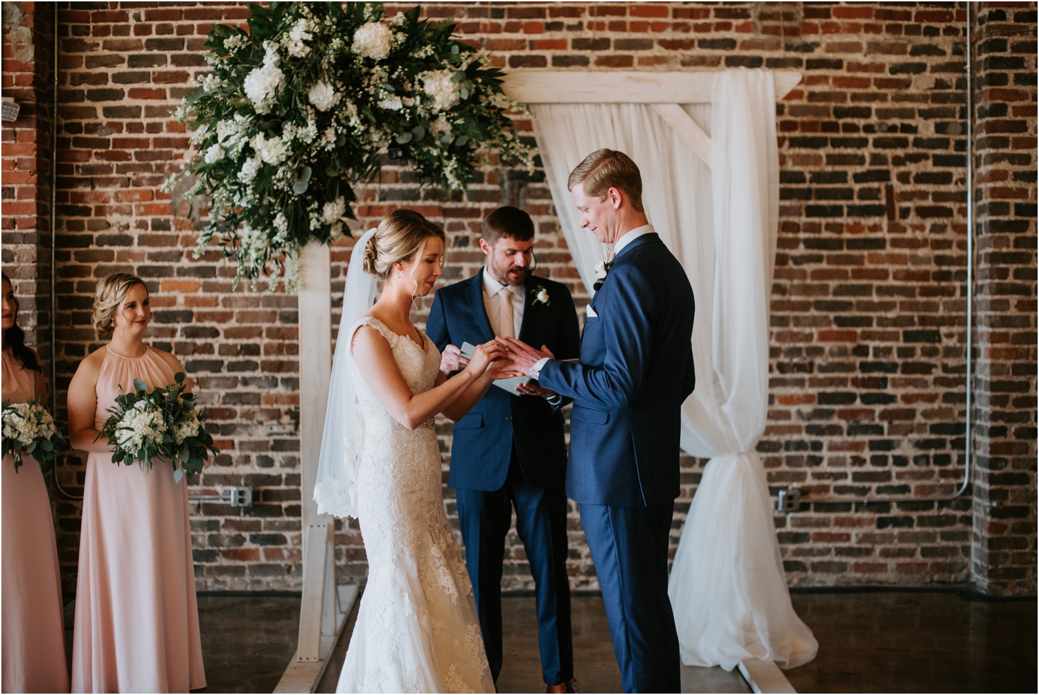 the pressroom knoxville wedding ceremony