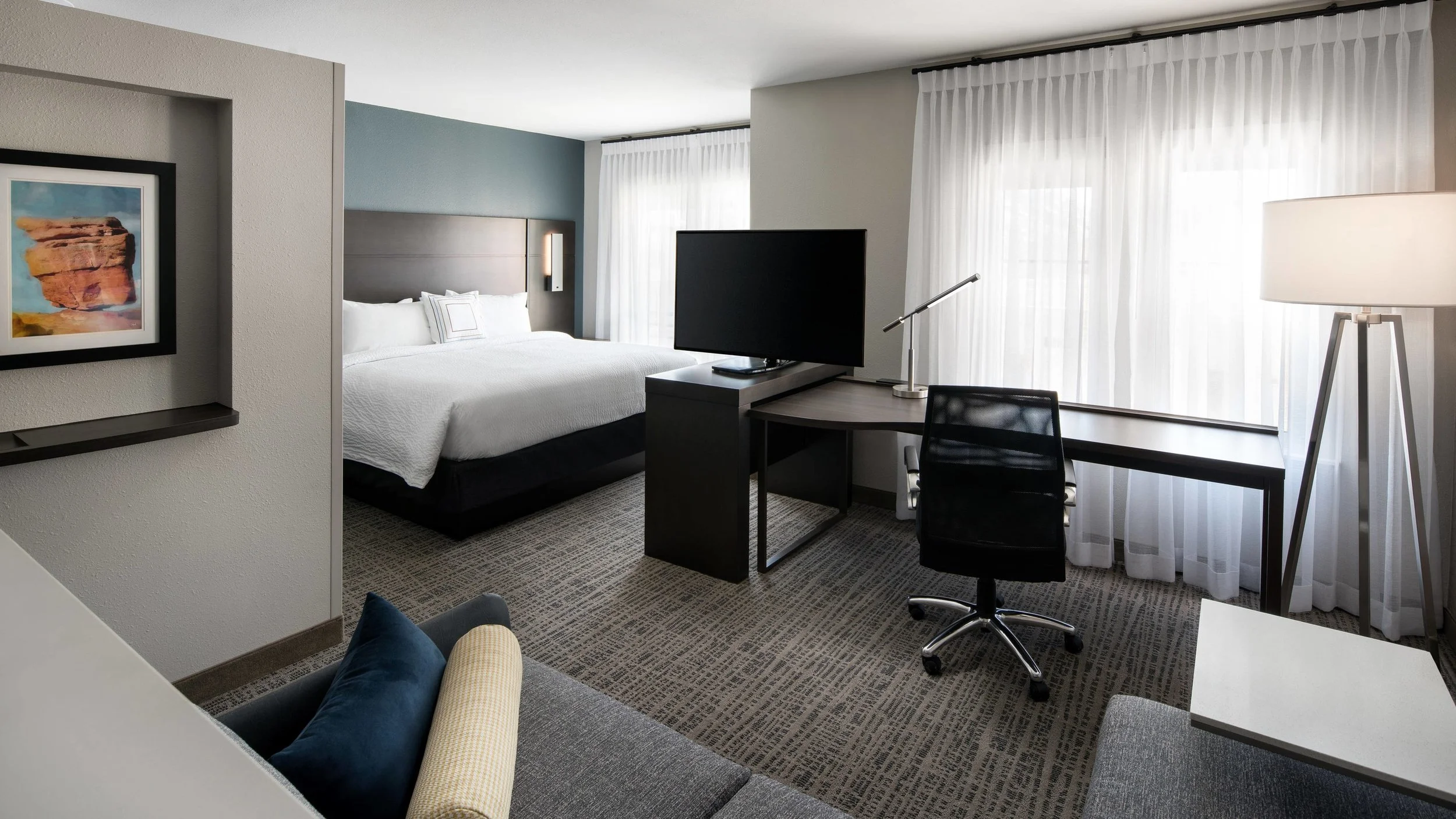 hotel-room.jpg