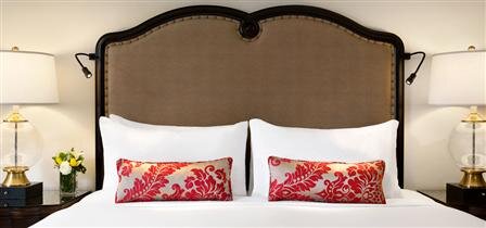 chateau bed 1.jpg