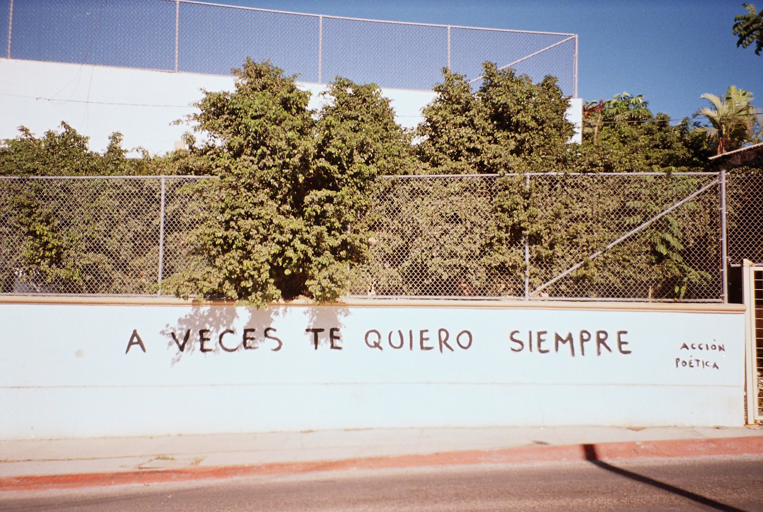 r001-004.jpg