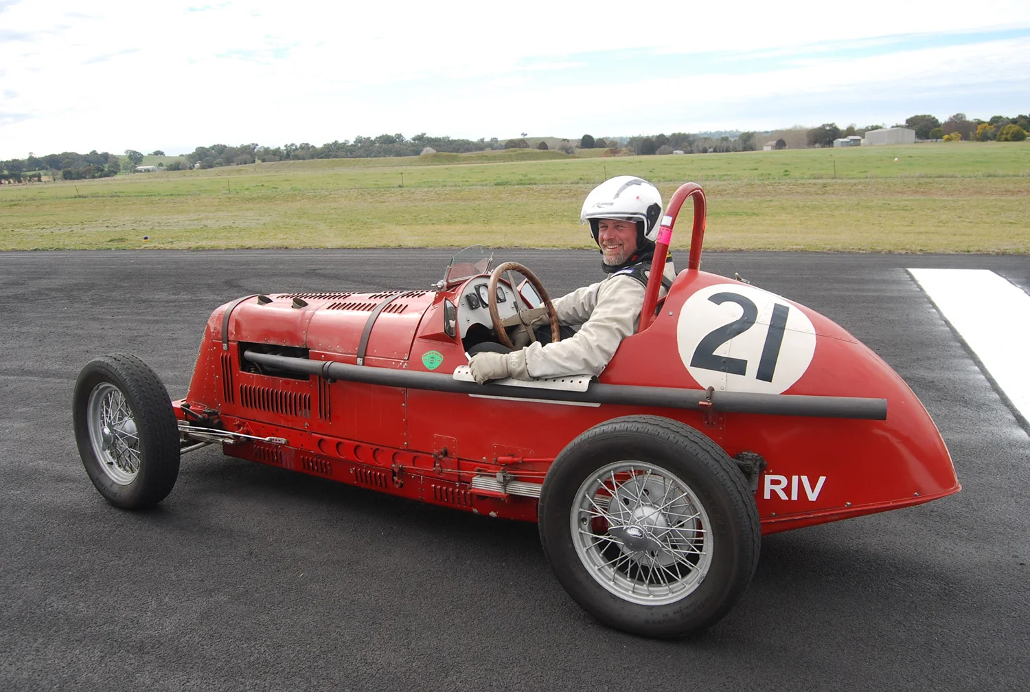 GS003a.jpg
