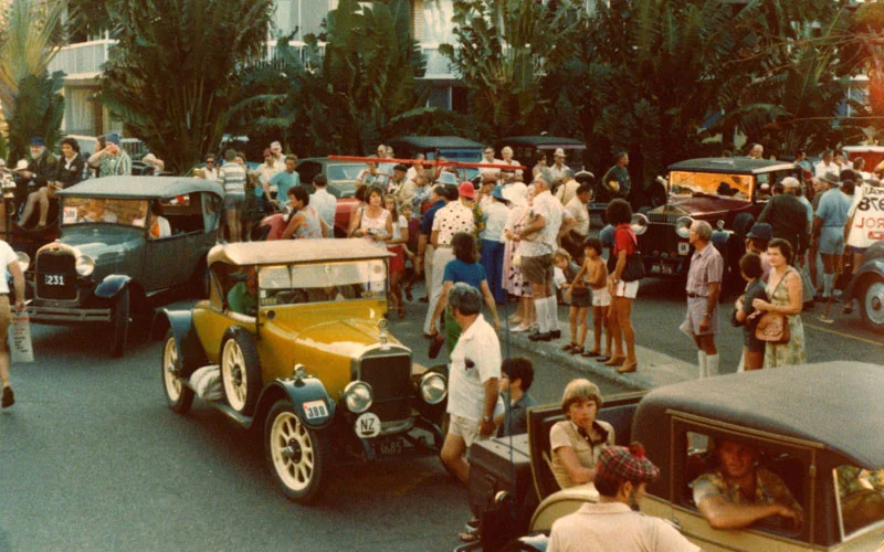 1978-int-Sunbeam-and-FordA- Sundale-Centre-Southport-Qld.jpg