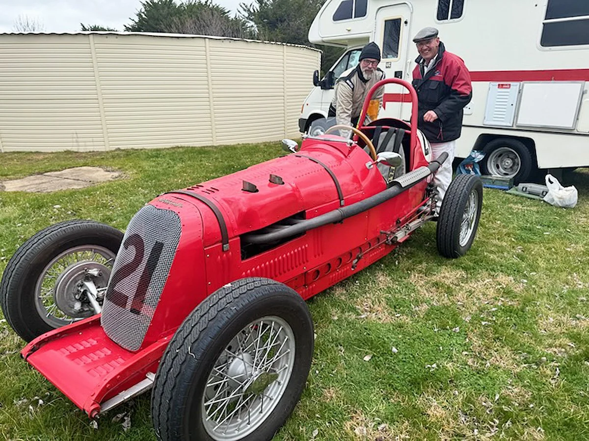 HHXL7001a.jpg