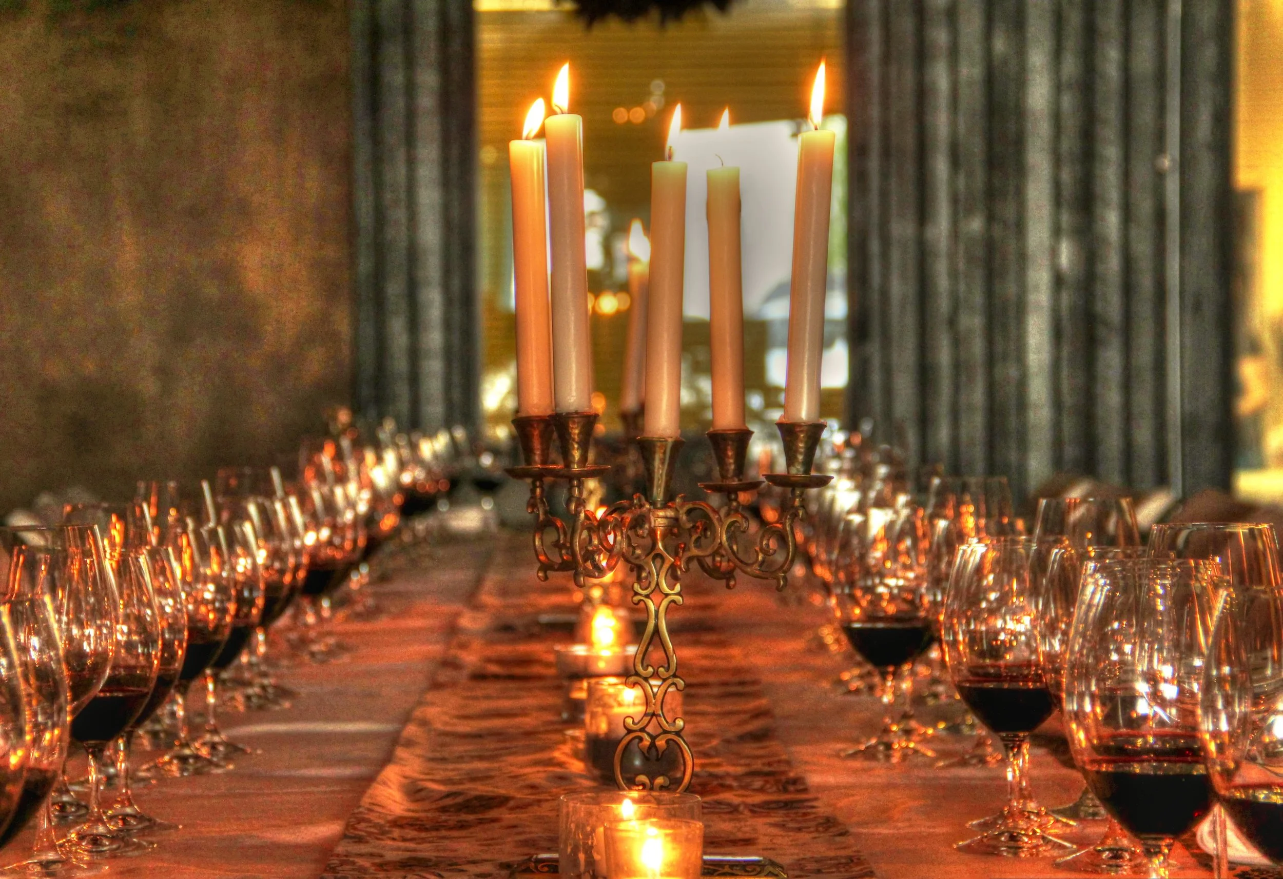 Setting the table 1.jpg