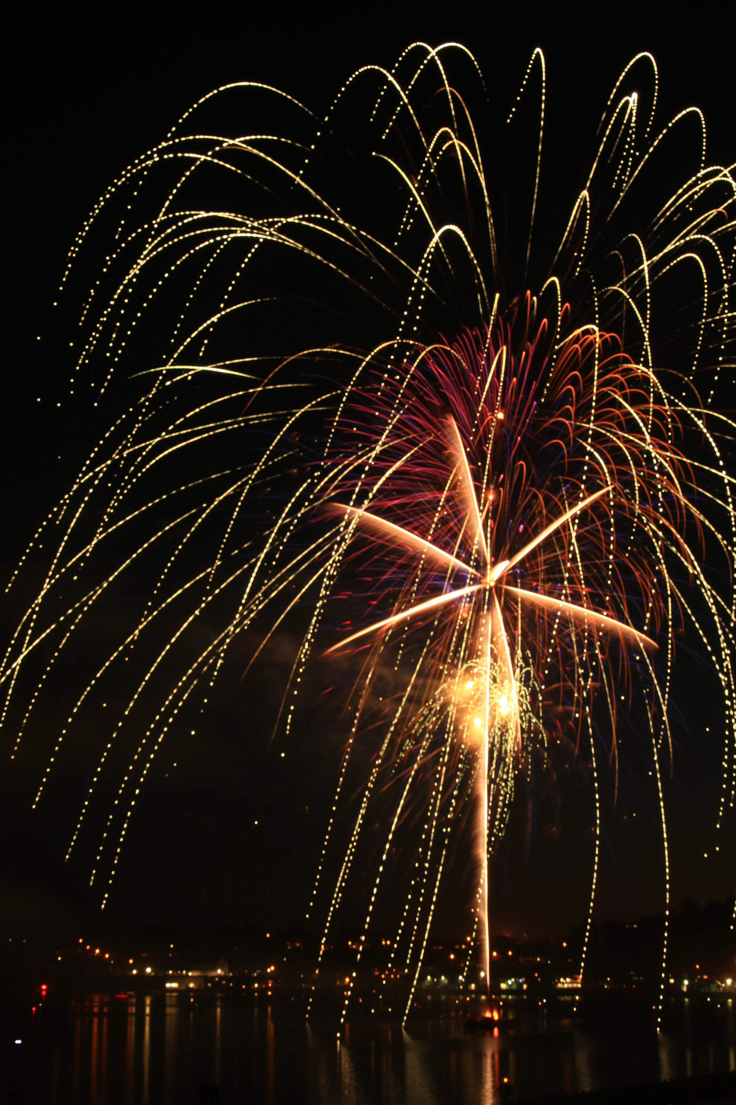 Newport fireworks (20).JPG