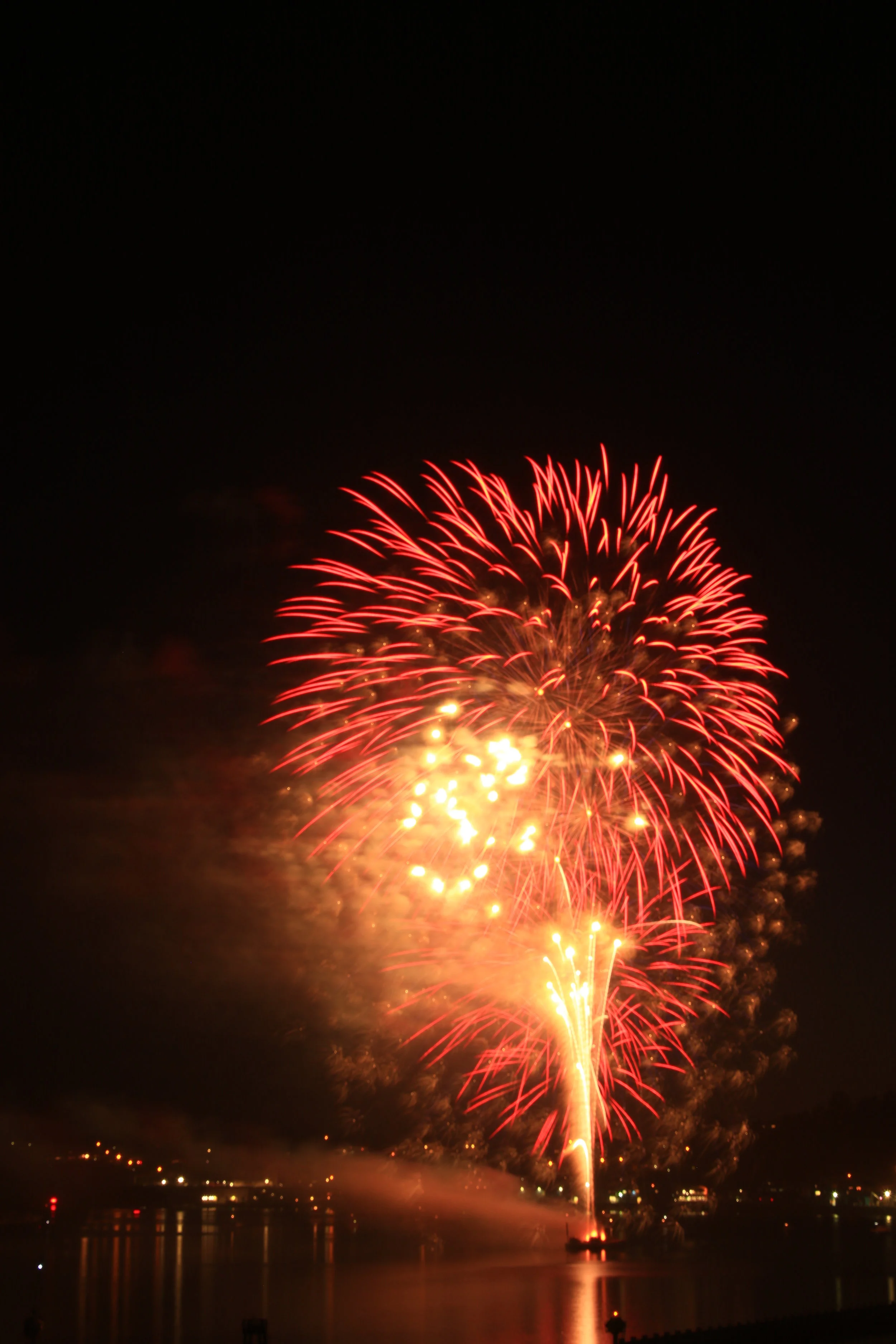 Newport fireworks (24).JPG